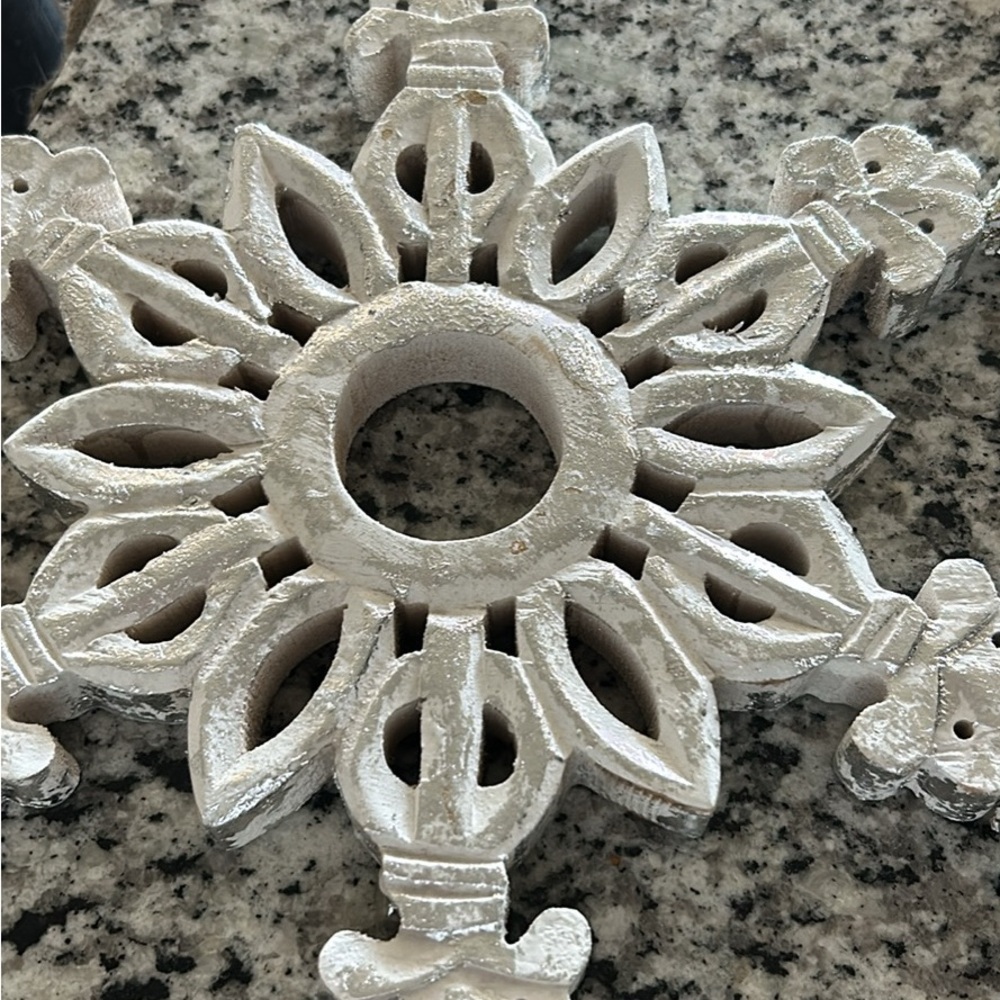 Snowflake and star christmas decor - Picture 2 of 4